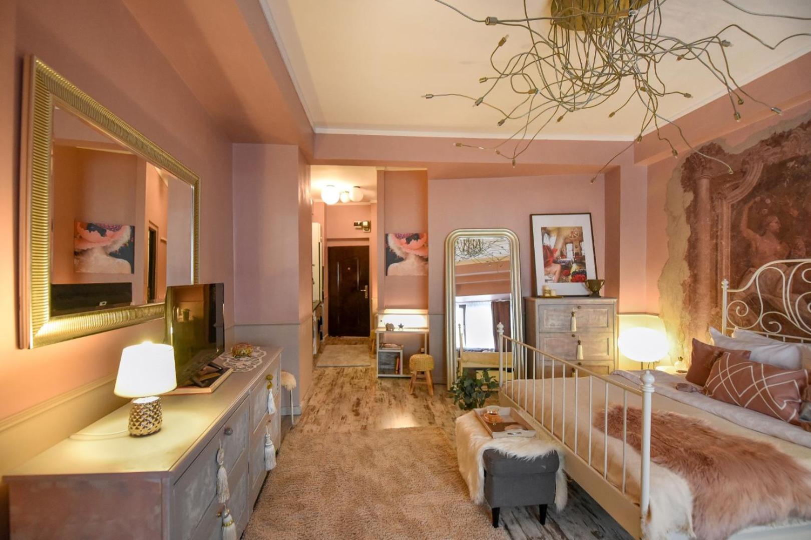 Magic Studio - A Central Fairytale Experience Bucharest Exterior photo